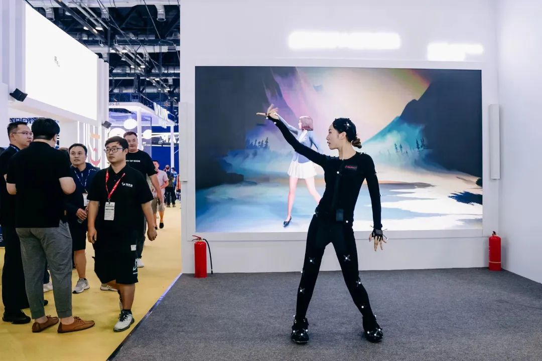 “AI+智能显示”引领未来 尊龙凯时新品InfoComm展大放异彩